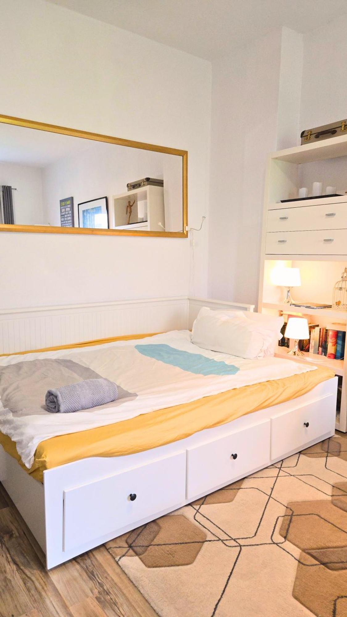 Beautiful Cozy 1-Room Apartment, Near Rhine Ντίσελντορφ Εξωτερικό φωτογραφία